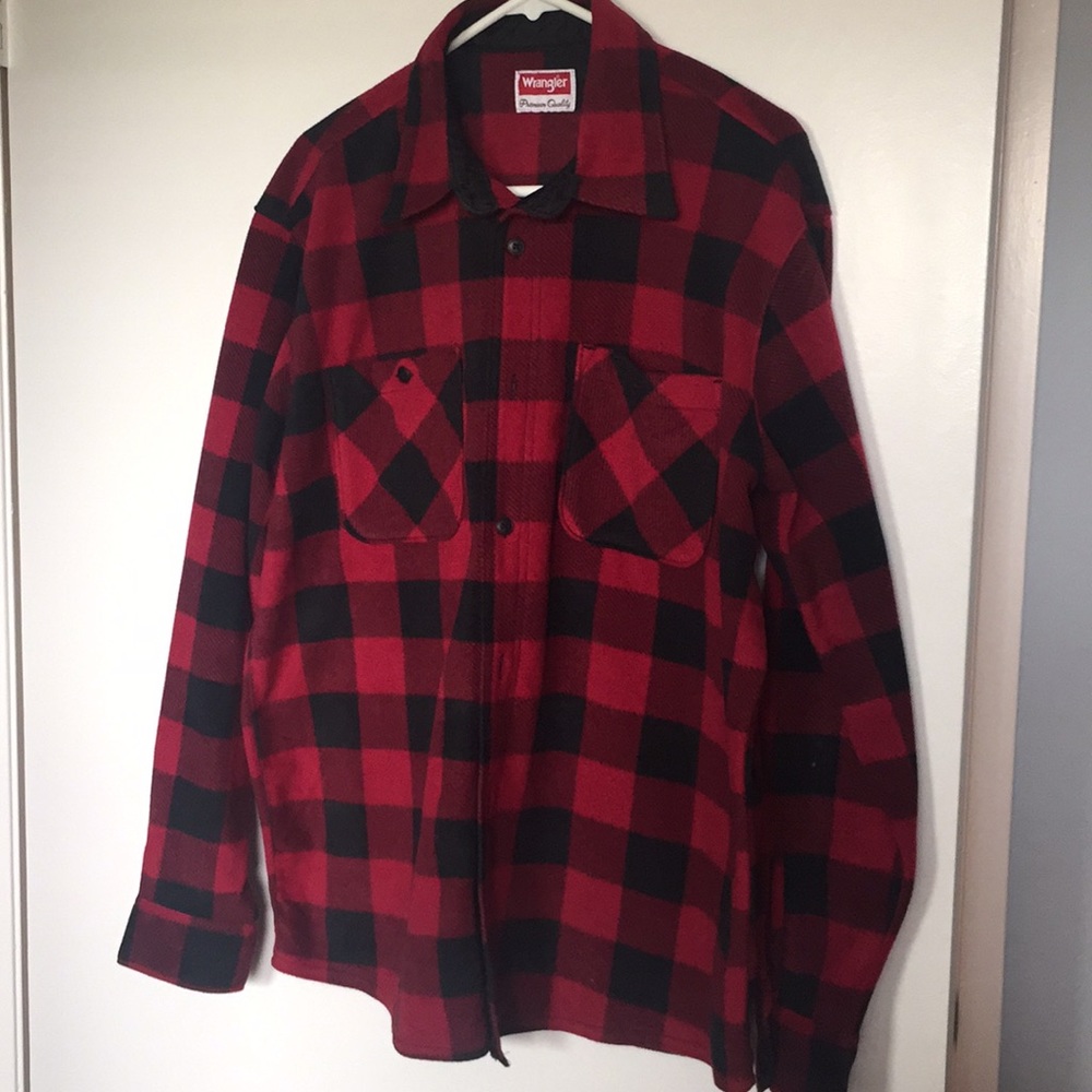 Wrangler Classic Red Plaid Flannel